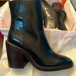 NEW Never Used Tory Burch Heeled Ankle Boot Sierra Antik